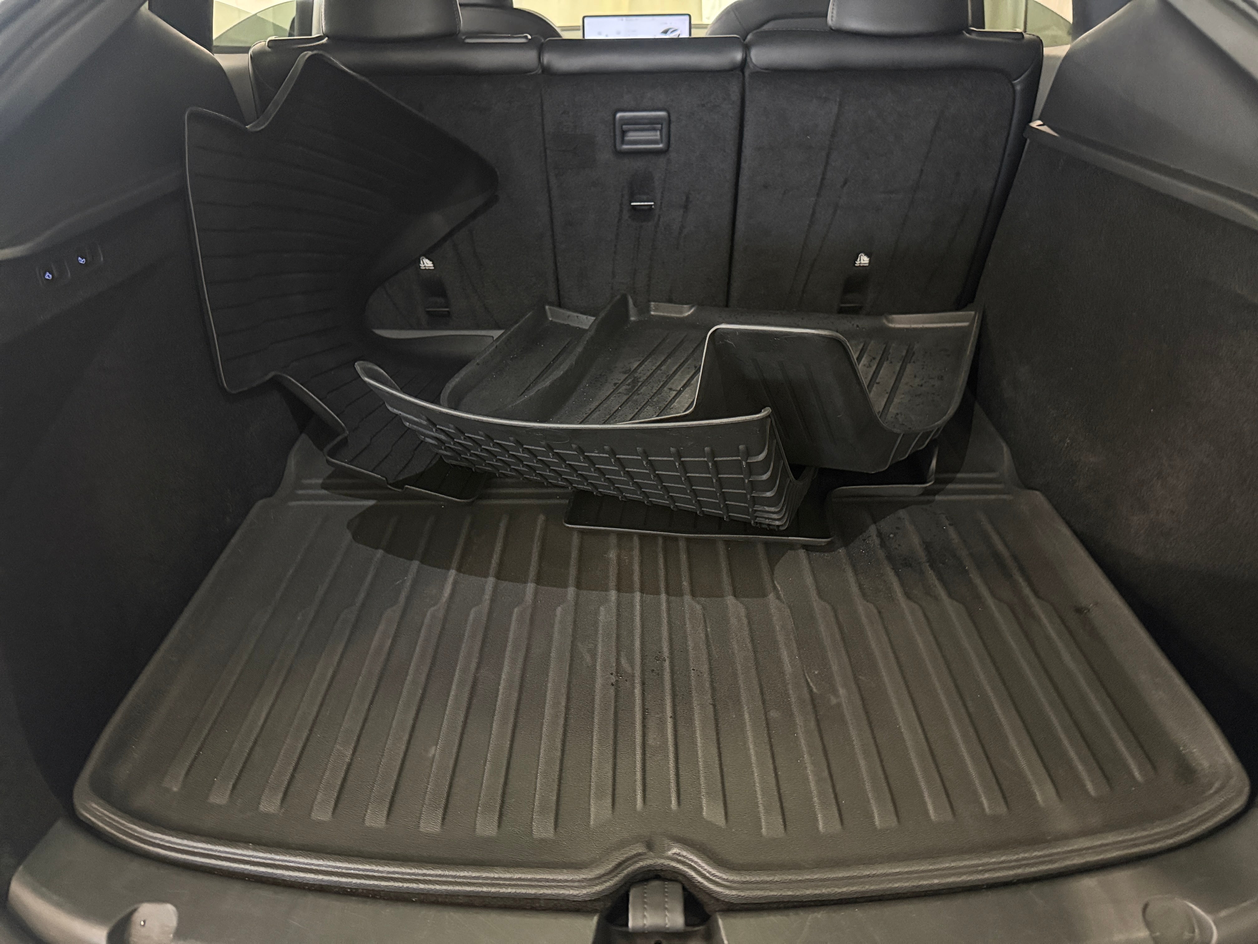tesla model y 2023 7SAYGDEE8PA056547 image tesla model y 2023 7SAYGDEE8PA056547 image